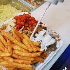 Halal Munchies Astoria photo 4