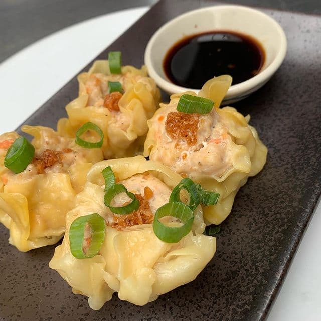 Thai Nara Woodside photo 2